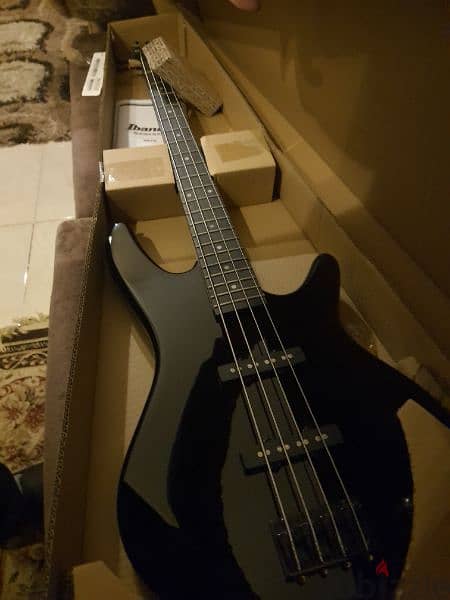 Ibanez Electric bass gio soundgear Gsr200 1