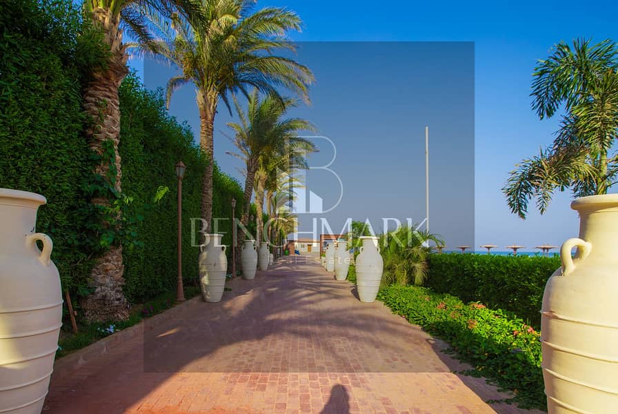 Sea chalet for sale 3Bdr with garden finished in Blue Blue next to Mountain View and Porto Sokhna sea view installments over 9 years 40% cash discount 9