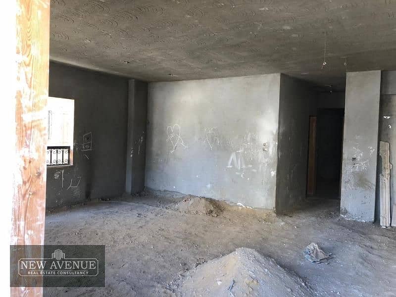 Semi-finished Apartment in Banafseg new cairo, Bahary,3 bedrooms,3 bathrooms, Living room, First Floor 4