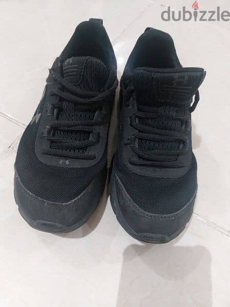 under armour excellent condition size 36.5 black 2