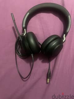 jabra evolve2 40 like new condition