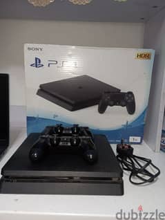 PS4 slim 1T