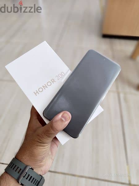 Honor 200 5G 512/12GB العادى مش البرو 1