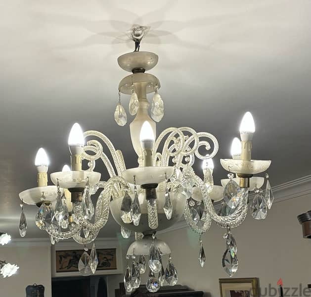 chandelier 0