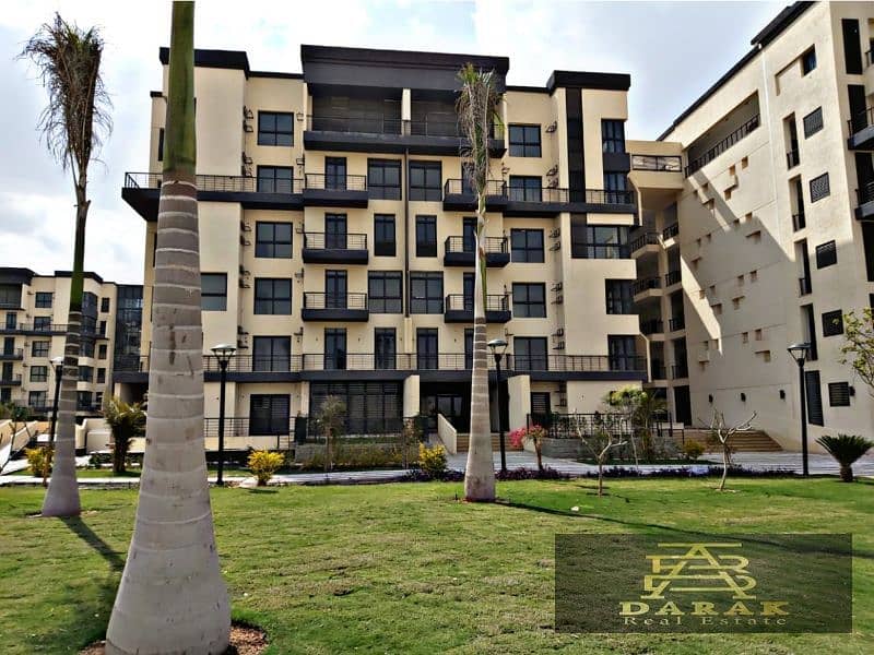 Located in one of the most prestigious phases, this ground-floor apartment features 3 bedrooms and offers a wide garden view. 1