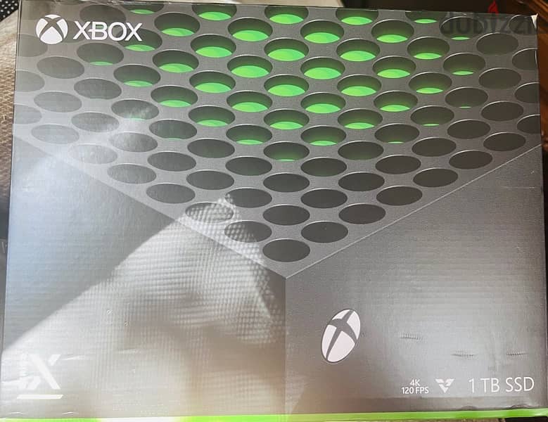 xbox x 1 TB new and sealed 1