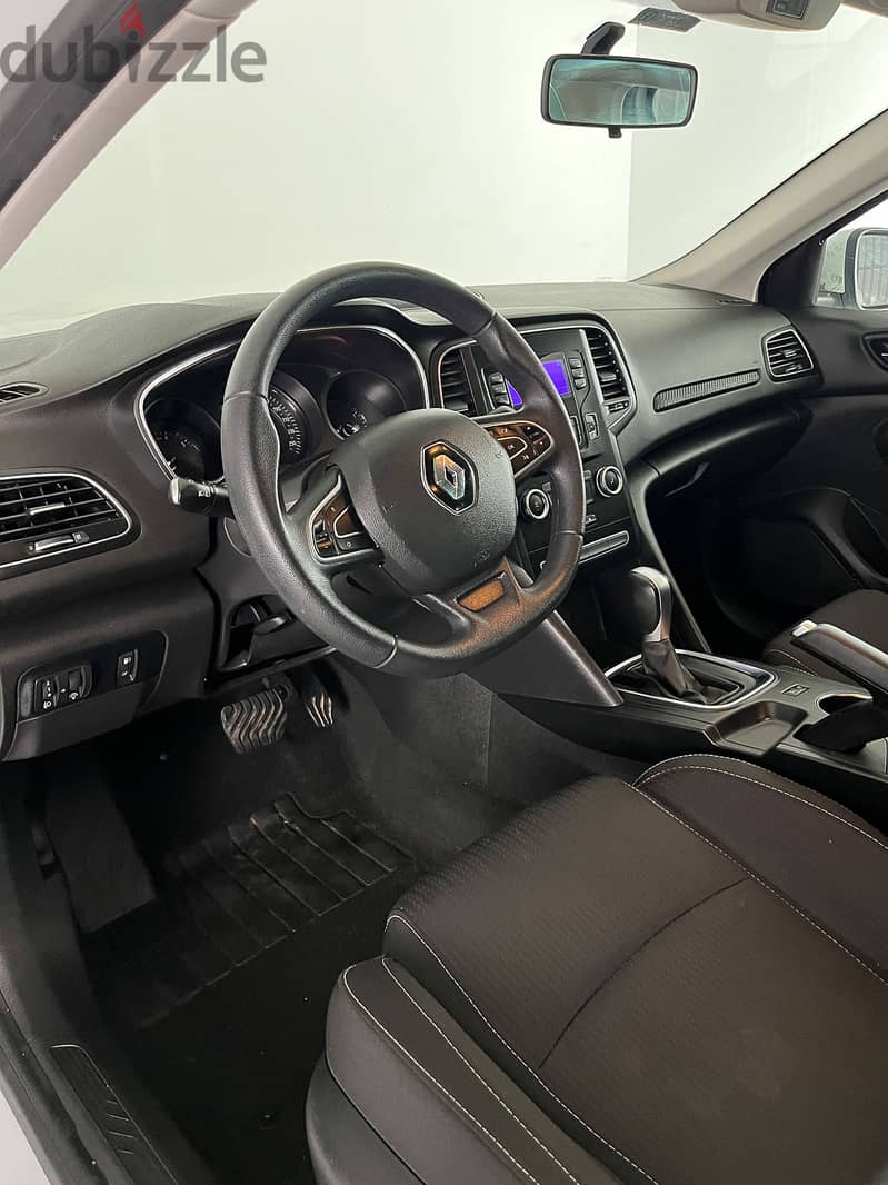 Renault Megane 2021 5