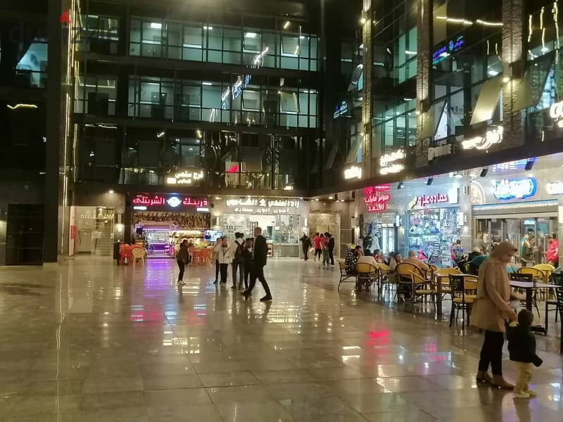 A ground floor shop for immediate delivery in one of the most powerful malls in El Shorouk, directly facing Town Center Mall, with facilities 38