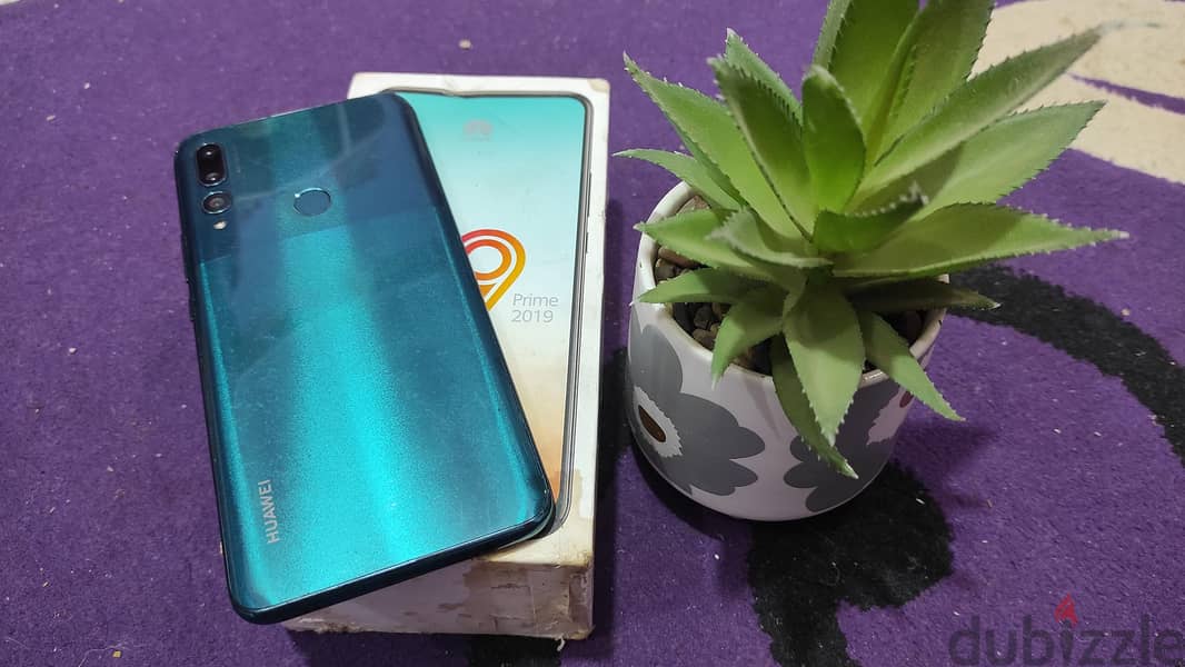 موبايل Huawei Y9 Prime 2019 بحالة محترمة بالكرتونة والشاحن 1