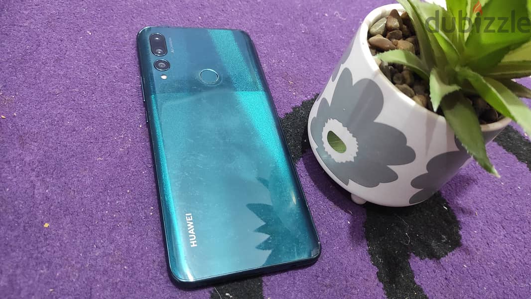 موبايل Huawei Y9 Prime 2019 بحالة محترمة بالكرتونة والشاحن 3