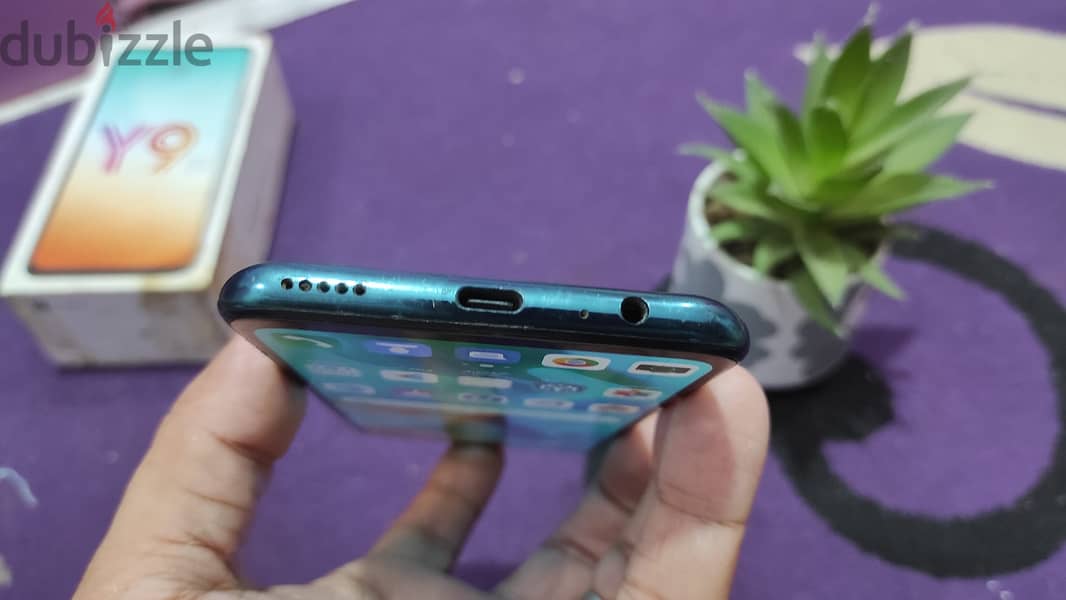 موبايل Huawei Y9 Prime 2019 بحالة محترمة بالكرتونة والشاحن 6