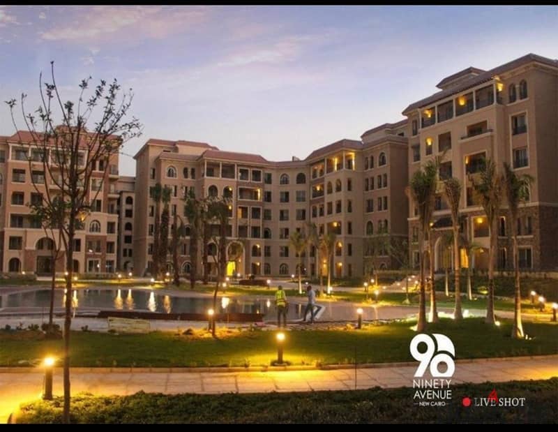 avenue 90 شقة للبيع استلام فوري متشطبة بالكامل بالتجمع الخامس بجوار الجامعة الامريكية كمبوند 4