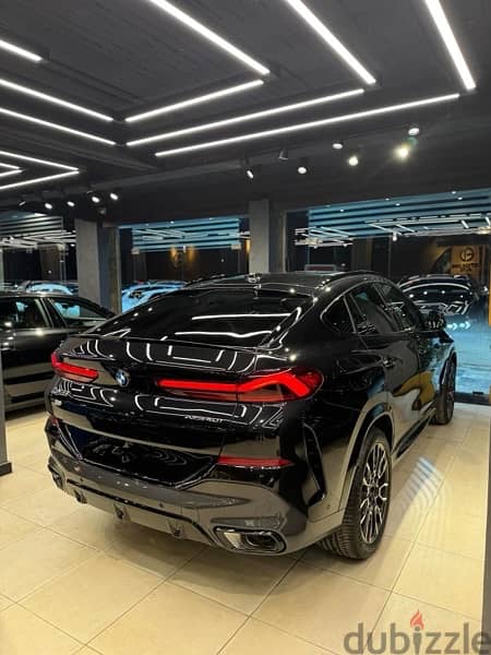 BMW X6 M40i 2025 3