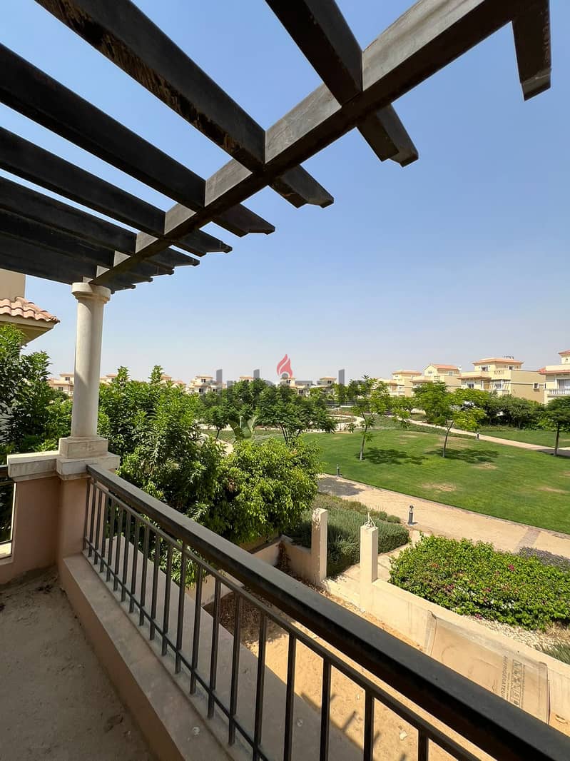 Villa in hydepark new cairo south teseen 9