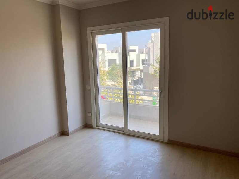 Townhouse Corner for sale in Atrio Iwan Compound, Sheikh Zayed 10