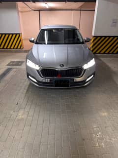 Skoda Octavia 2021 A8 (style plus)