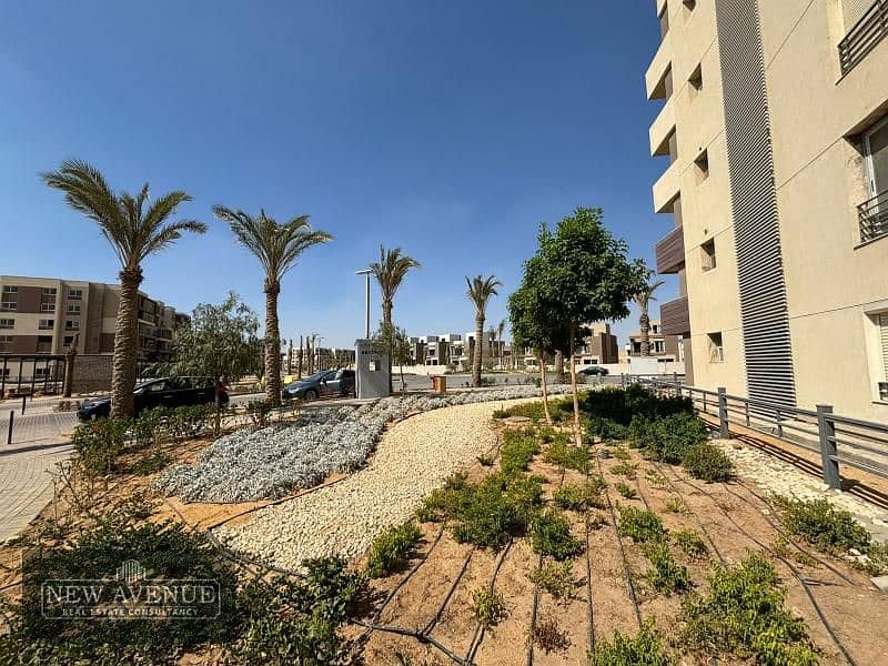 Apartment 142 m For sale in Palm hills new cairo 2