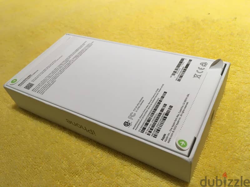 iPhone 15 pro Max 512 Natural Titanium (Sealed) 3