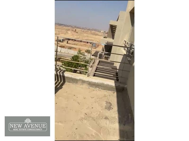 Delivered Apartment 5th floor 254 meter in Capital Gardens New Cairo 6