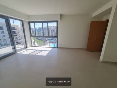 بالتقسيط شاليه مباشر علي حمام السباحة 73م بحري مراسي Chalet with installments Marassi