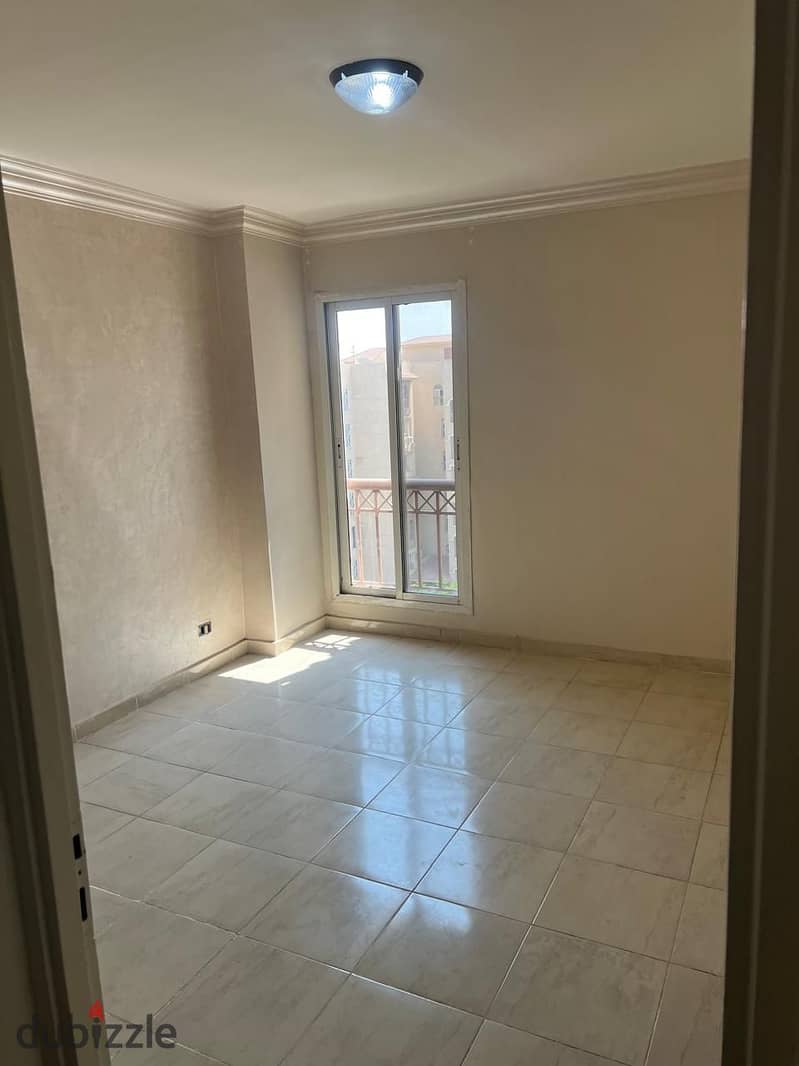 An apartment at madinaty B3 for rent 140m 6