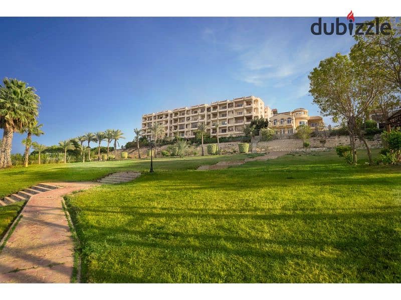 Apartment for sale in Zayed 2000 Compound, Sheikh Zayed, with an open and distinctive view 6