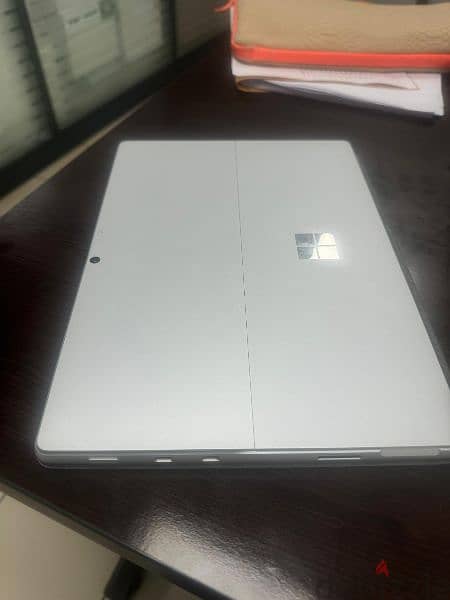 Microsoft surface pro 8 1