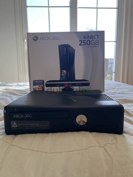 Xbox 360 250 GB with Kinect sensor and games 8