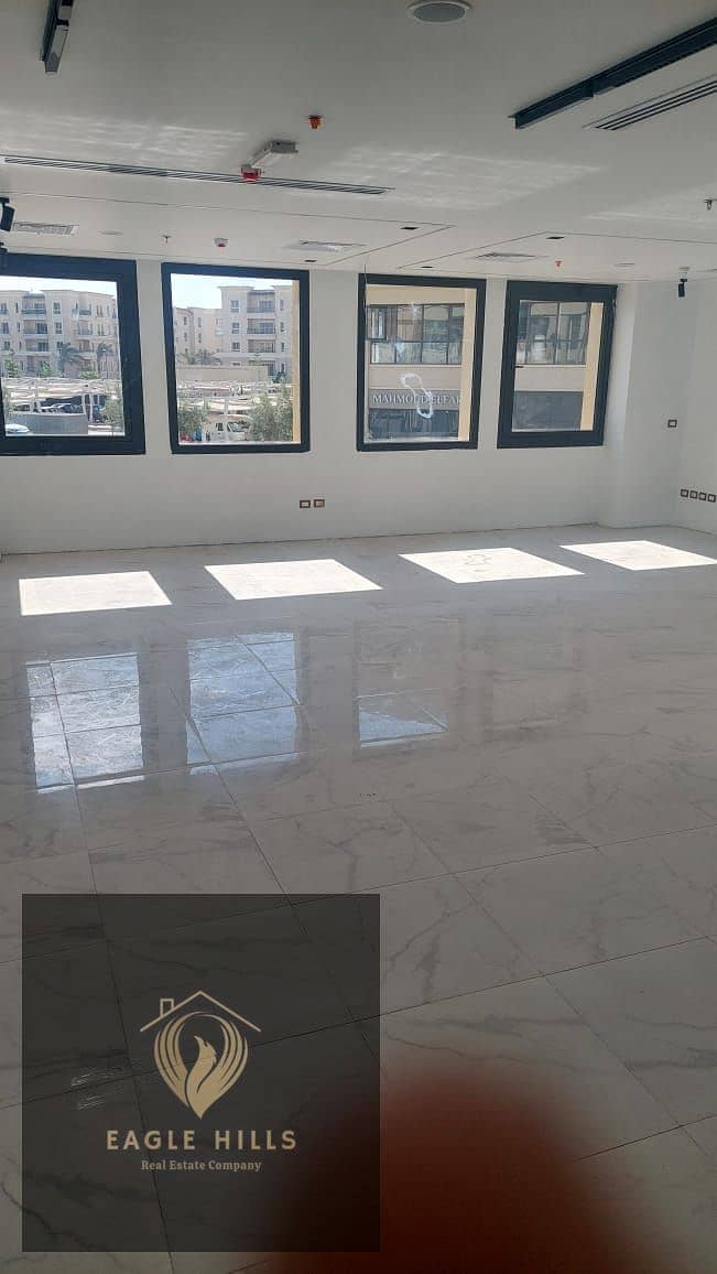 مقر اداري للايجار تشطيب الترا لوكس في مفيدا بيزنس بارك office for rent in mividia bussiness bark 1