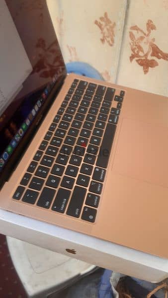 Apple MacBook Air M1 2020 Like New 3