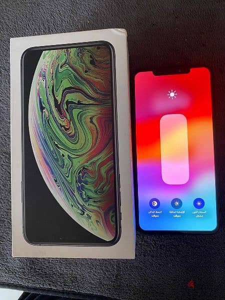 iPhone X Max 0