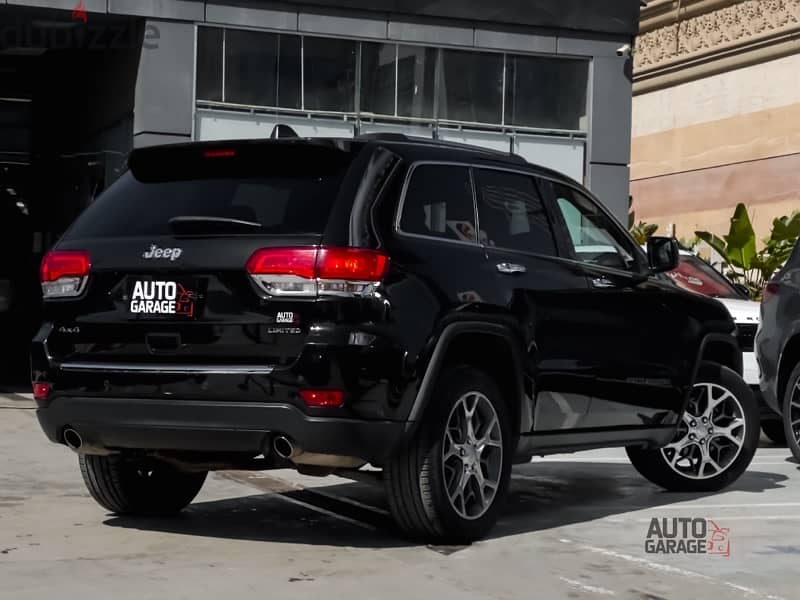 Jeep Grand Cherokee 2022 13