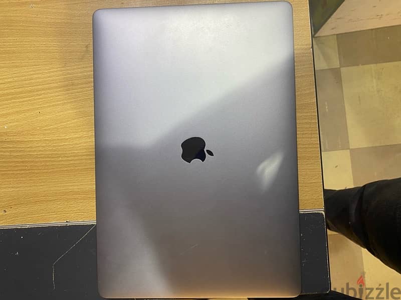 Mac Book Pro 2019 1