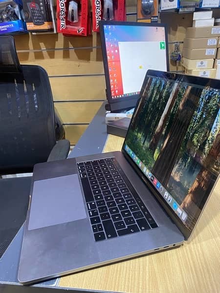 Mac Book Pro 2019 4