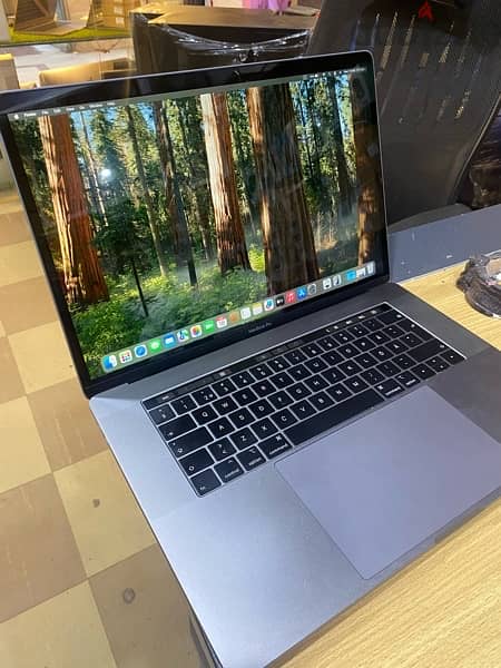 Mac Book Pro 2019 5