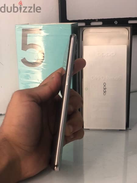 oppo reno5للبيع بحاله الجديد 2