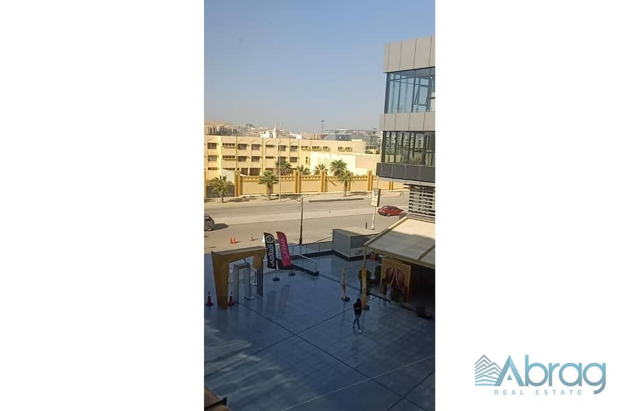 Shop 130m For Sale in The Gate Plaza El Sheikh Zayed immediate delivery DP 30% over 3 YRS 6