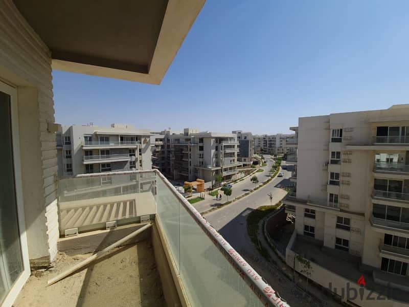 For Sale Apartment in Mountain View Icity - New Cairo 5