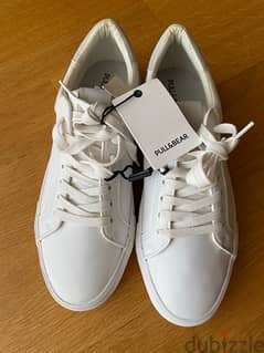 Pull & Bear basic sneakers men size 41.5