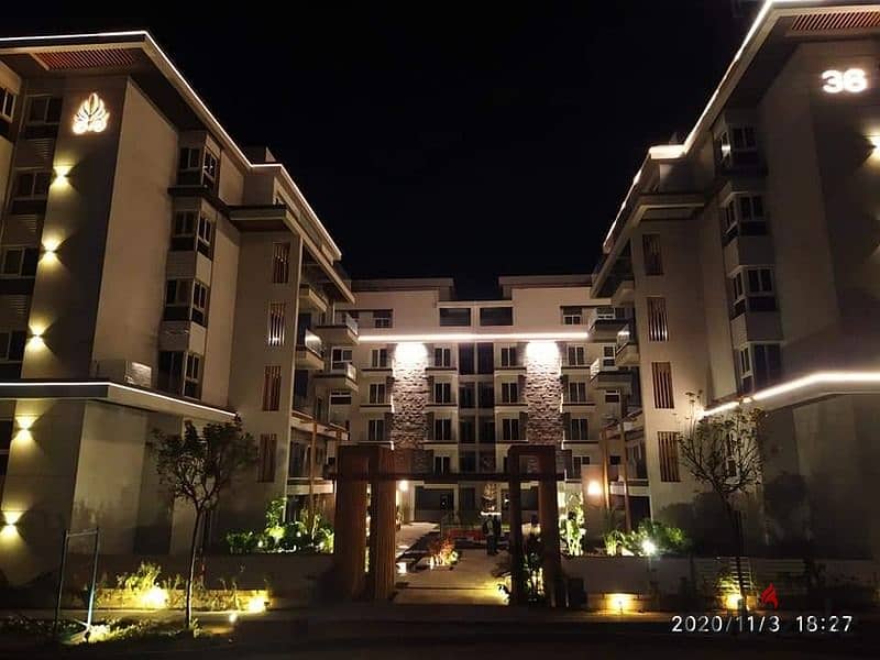 Apartment in a prime location, 180m, for sale, directly on the lagoon, in Mountain View iCity Lagoon Park 9