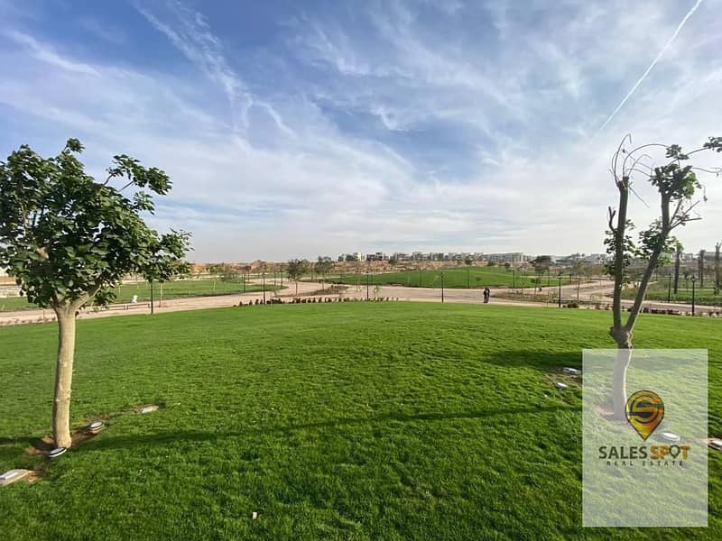 Studio with garden for sale in the Fifth Settlement, Hyde Park Compound - Bahri - open view of the largest landscape in the Middle East 6