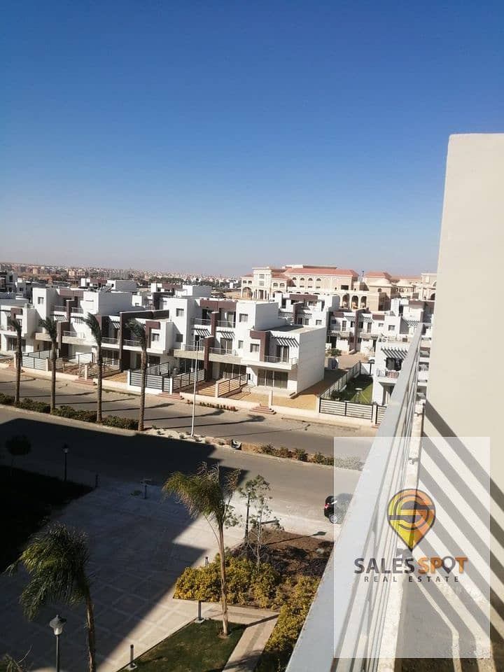 Studio with garden for sale in the Fifth Settlement, Hyde Park Compound - Bahri - open view of the largest landscape in the Middle East 19