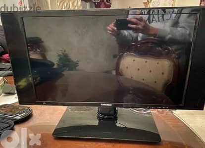 Tornado TV or moniter 24 inch