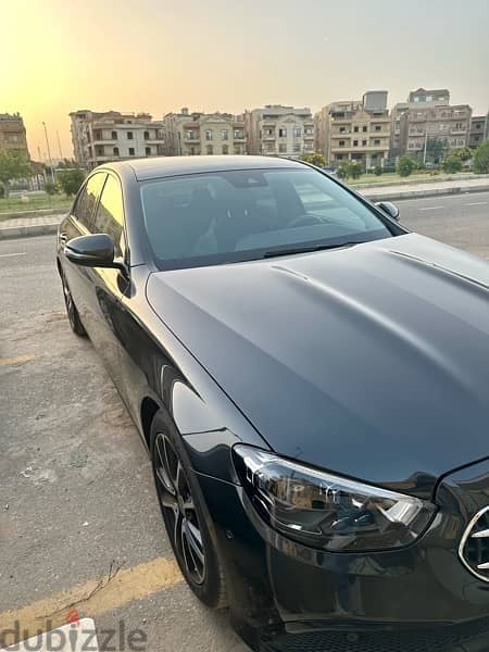 Mercedes-Benz E200 متاح تقسيط 3