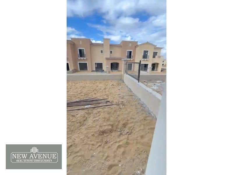 Twin house for sale in City gate -Zone Sapphire A, Semi-finished ,3 bedrooms + living room ,4 bathrooms 6