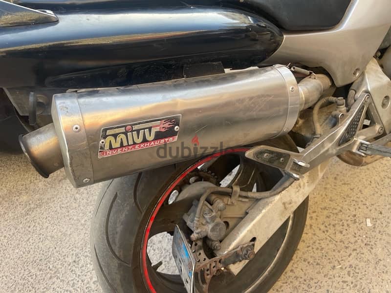 exhaust mivv 1