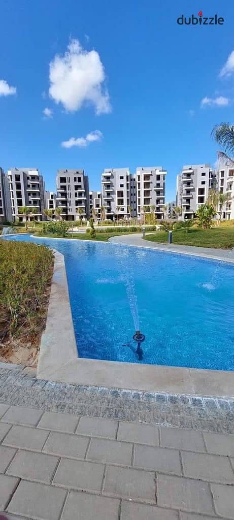 Apartment for sale in Hadayek October full-service compound, with a 10% down payment and installments over 6 years 6