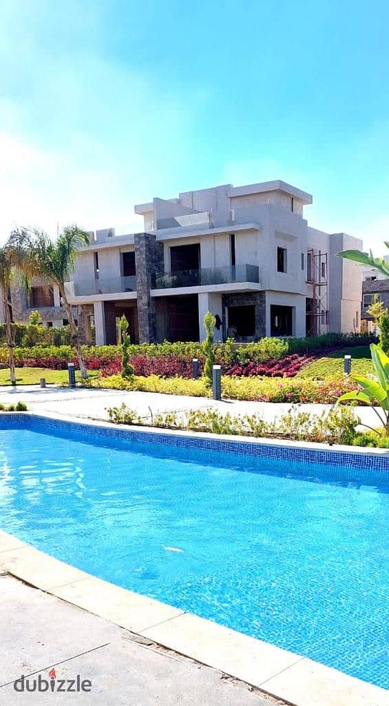 Apartment for sale in Sun Capital with the lowest 10% down payment and installments up to 6 years with a swimming pool view 9