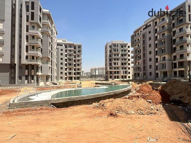 شقة 3غرف للبيع متشطبة بالكامل في العاصمة الادارية امام النهر الاخضر بلو فيرتFinished 3BR Apartment for sale New Capital front of Green River Bleu Vert 10