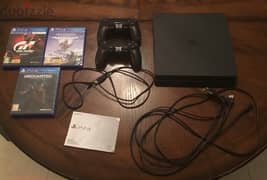 PlayStation 4 slim 500 gb used